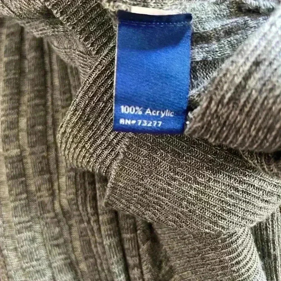 APT. 9 Gray Acrylic Sweater Ribbed Women’s Size Medium - Picture 7 of 7